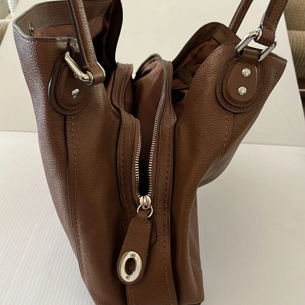 Classic Coach Edie 31 Saddle Tan Leather Double Handled Shoulder Bag - Picture 6 of 16